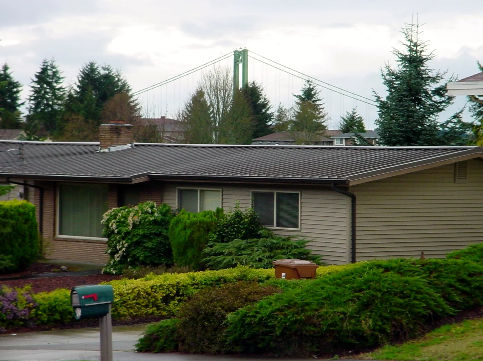 Series 2000 metal roof with copper accents in Tacoma, WA